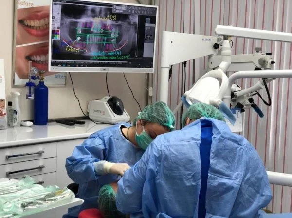 implant courone dentaire turquie 4