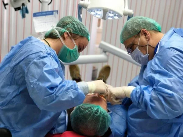 implant courone dentaire turquie 9